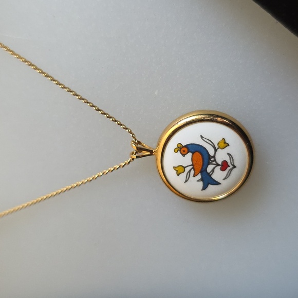 1982 Dutch Folk Bird Pendant - Picture 5 of 11